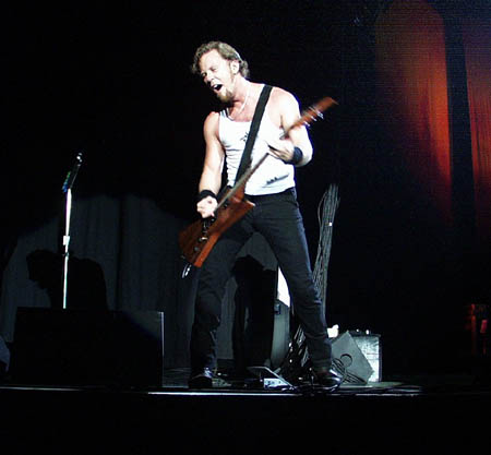 Metallica%2010.jpeg (25366 bytes)